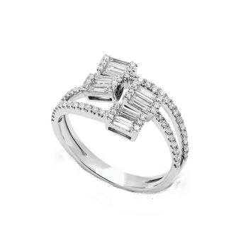 Classic Diamond Ring